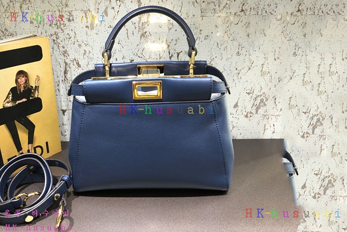★미러급★펜디 피카부 포켓  FD 8808880-3