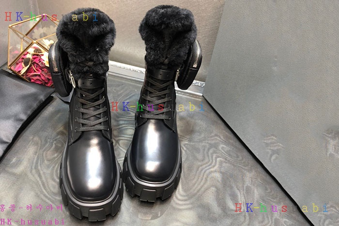NEW 프라다 부츠 신상 P 852111