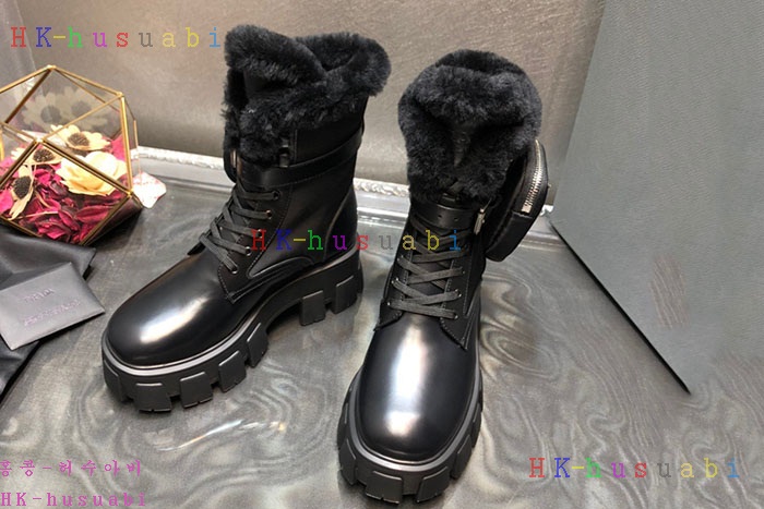 NEW 프라다 부츠 신상 P 852111
