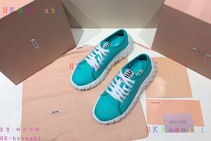 NEW 미우미우 신발 신상 M 4236221