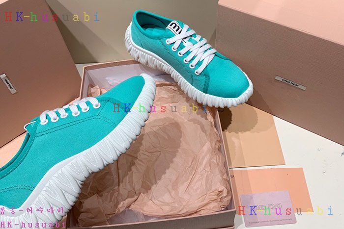 NEW 미우미우 신발 신상 M 4236221