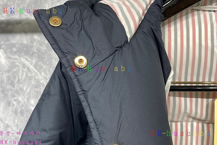 NEW 톰브라운 패딩 신상 TB872443