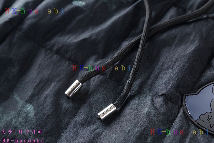 NEW 몽클레어 바지 신상 M 725802