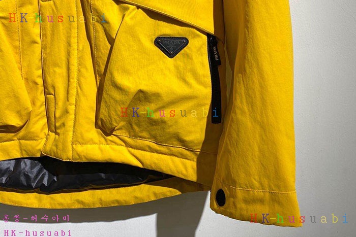 NEW 프라다 패딩 신상 P 724550