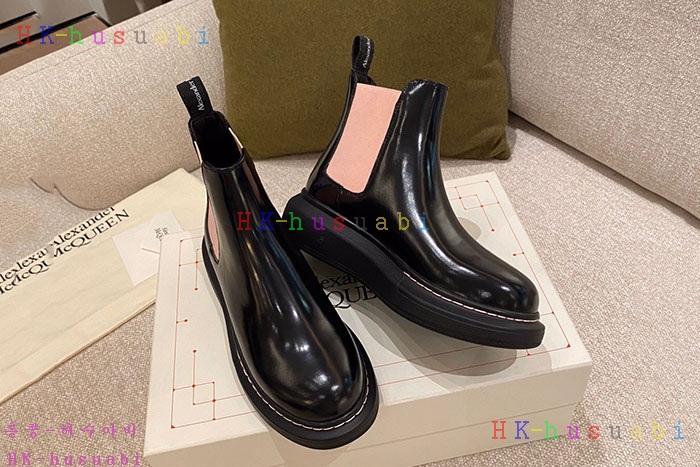 NEW 알렉산더맥퀸  신발 신상 M252223