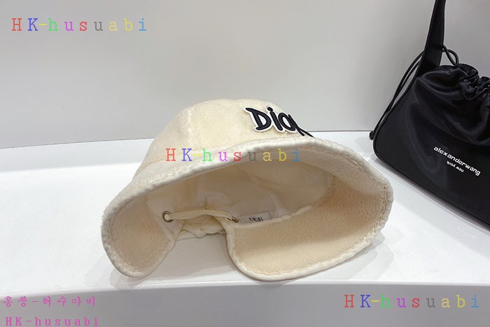 NEW 디올 모자 신상 DR 5728011