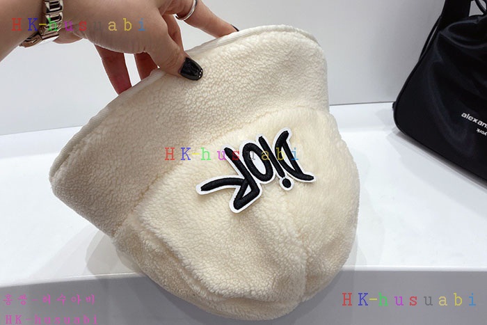 NEW 디올 모자 신상 DR 5728011