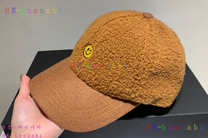 NEW 로에베 모자 신상 LW 255501
