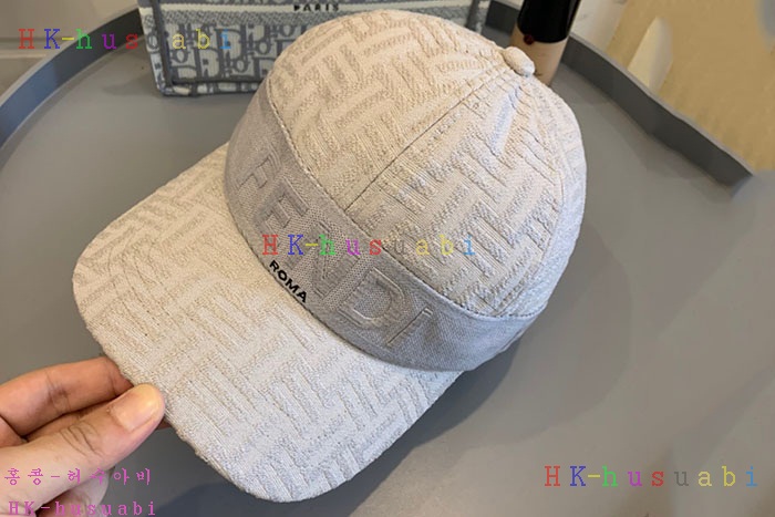 NEW 펜디 모자 신상 FD 7544424