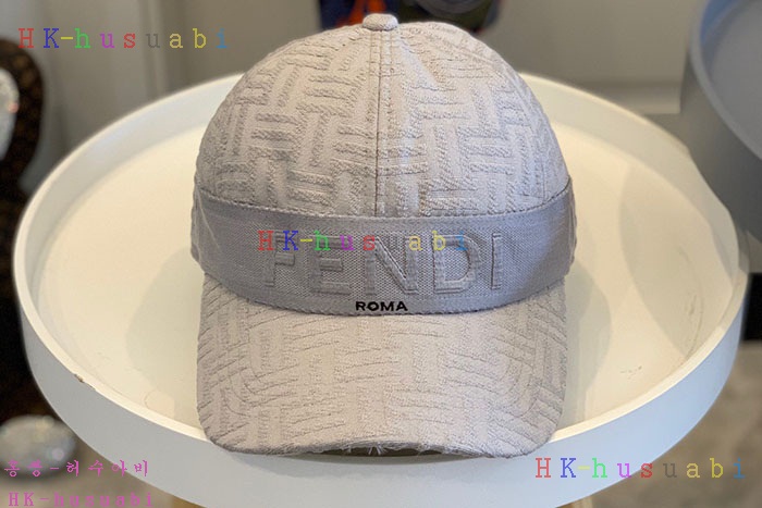 NEW 펜디 모자 신상 FD 7544424
