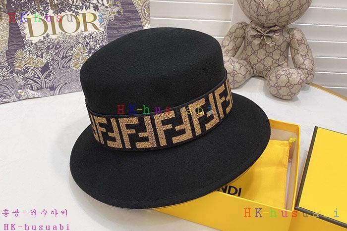 NEW 펜디 모자 신상 FD 7544420