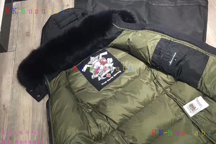 NEW 무스너클 패딩 신상 M 625236