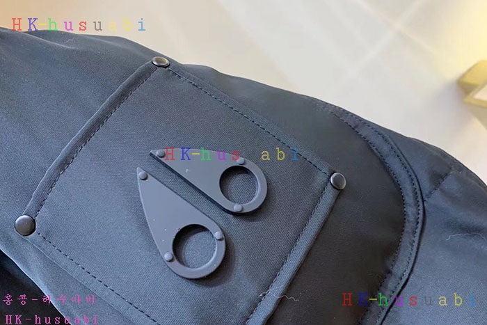 NEW 무스너클 패딩 신상 M 625221