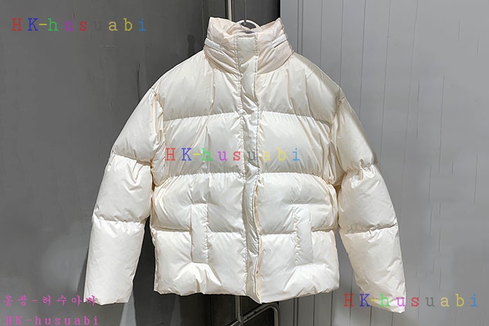 NEW 미우미우 패딩 신상 MU 8252550