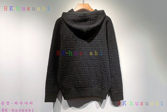 NEW 펜디 후드티 신상 FD 528221