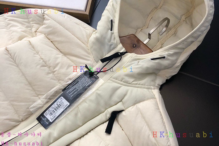 NEW 스톤 아일랜드 패딩 신상 ST 4286332