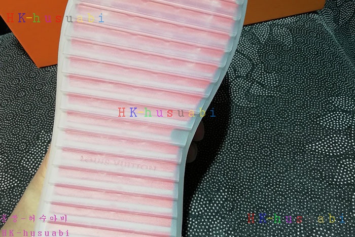 NEW 루이비통 신발  신상 LV 5736589
