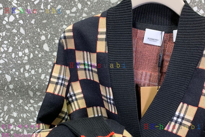 NEW 버버리 가디건 신상 BB 335325