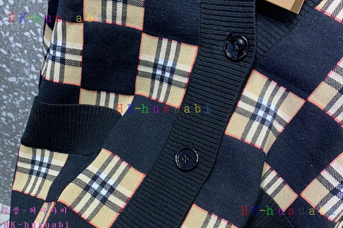 NEW 버버리 가디건 신상 BB 335325