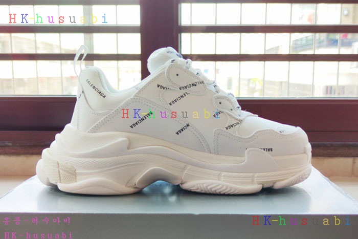 NEW 발렌시아가 스니커즈 신상 B 769256