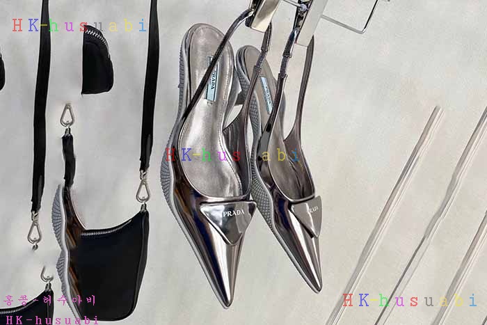 NEW  프라다 신발 신상 P 249660