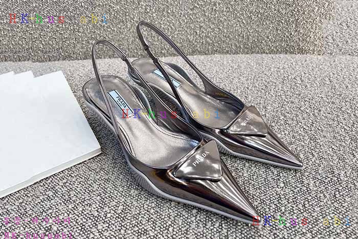 NEW  프라다 신발 신상 P 249660