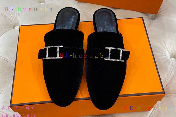 NEW 에르메스 신발 신상  H 5205520
