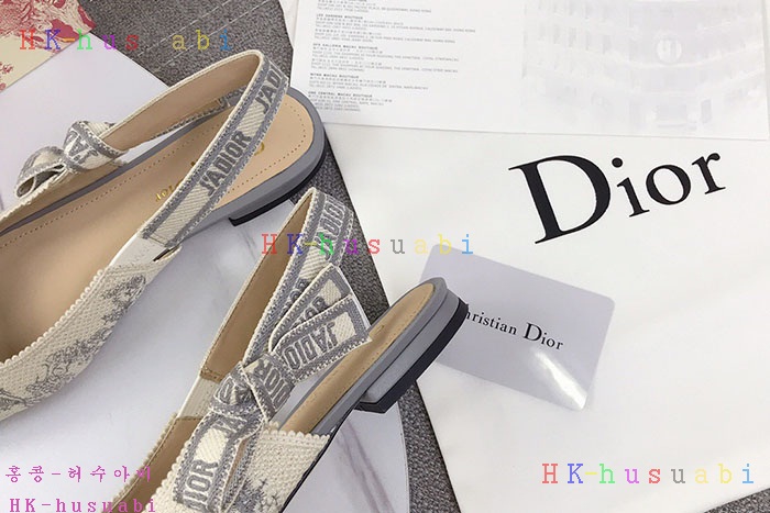 NEW 디올 신발 신상 DR 1243575