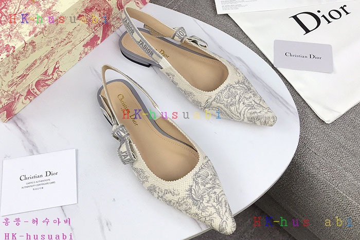 NEW 디올 신발 신상 DR 1243575
