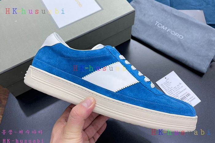 NEW 톰브라운  스니커즈 신상 TB 724663