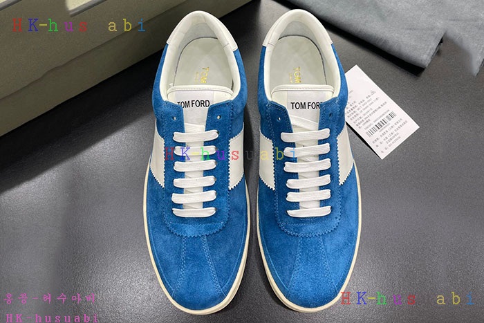 NEW 톰브라운  스니커즈 신상 TB 724663