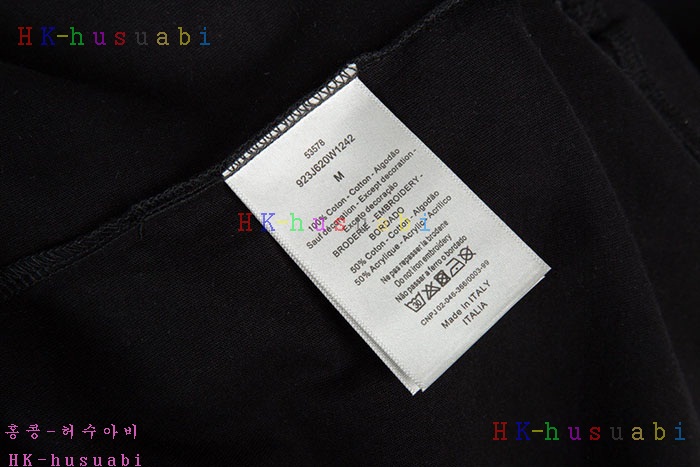 NEW 디올 반팔티 신상 DR 724563