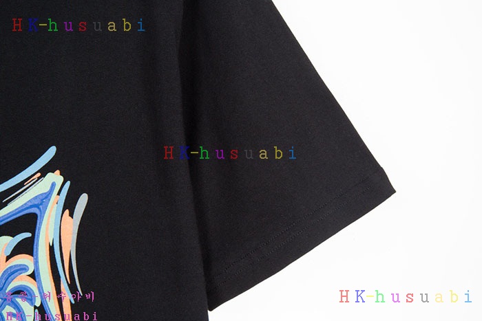 NEW 디올 반팔티 신상 DR 724563