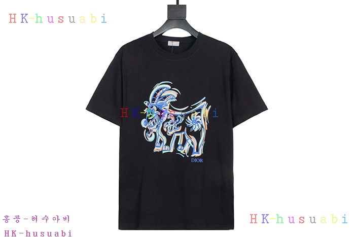 NEW 디올 반팔티 신상 DR 724563