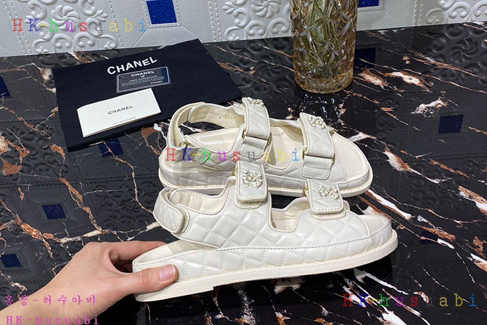 NEW 샤넬 샌들 신상 C 1425891