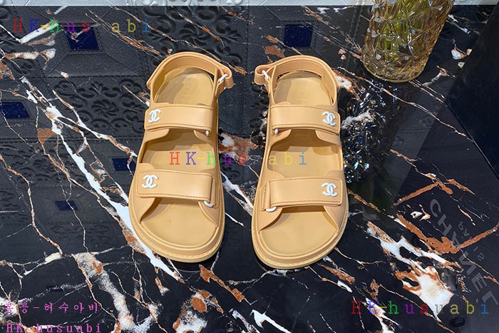 NEW 샤넬 샌들 신상 C 1425905