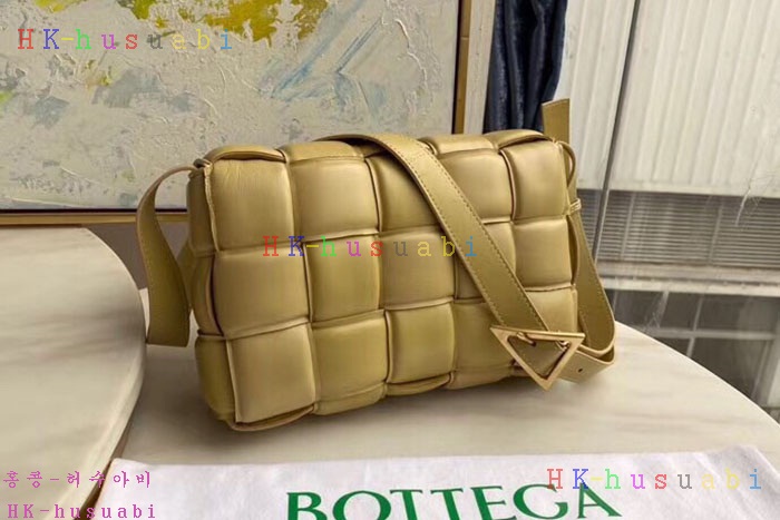 ★미러급★ 보테가베네타 카세트백 BV 591971-14
