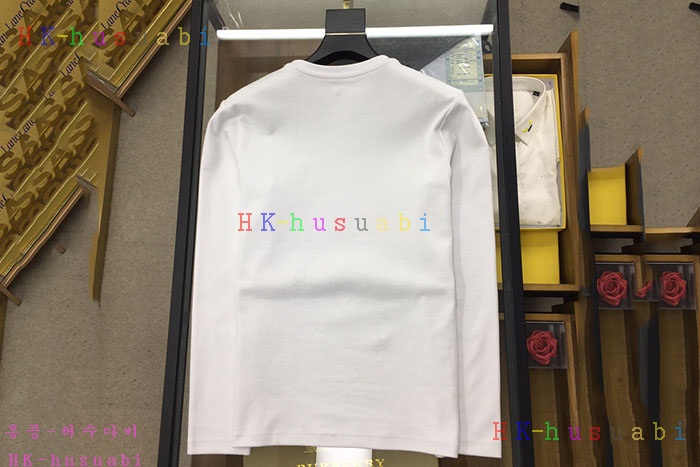 NEW 버버리 긴팔티 신상 BB 7458233