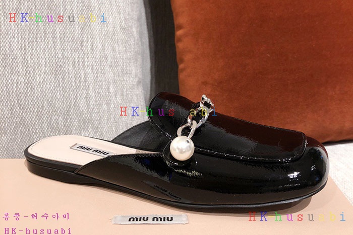 NEW 미우미우 신발 신상 MU 1475520