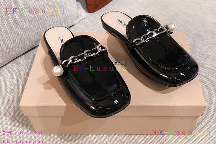 NEW 미우미우 신발 신상 MU 1475520