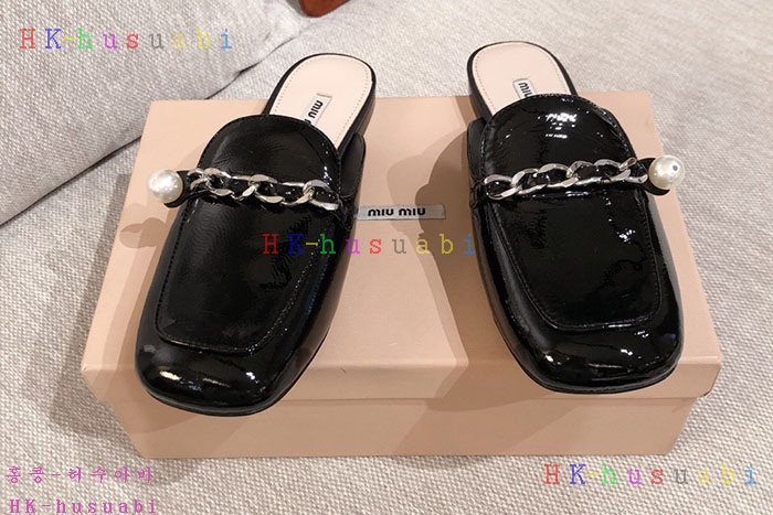 NEW 미우미우 신발 신상 MU 1475520