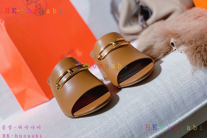 NEW 에르메스 신발 신상 H 2438555
