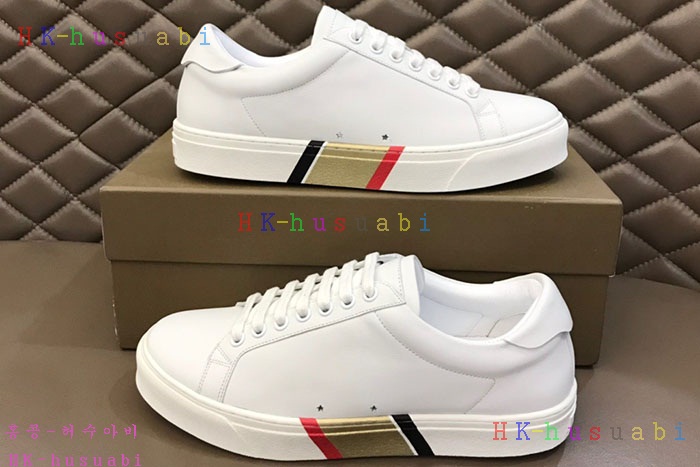NEW 버버리 스니커즈 신상 BB 652552