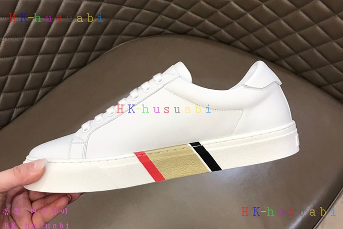 NEW 버버리 스니커즈 신상 BB 652552