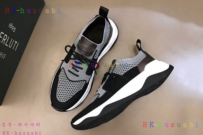 NEW 벨루티 스니커즈 신상 B2042553