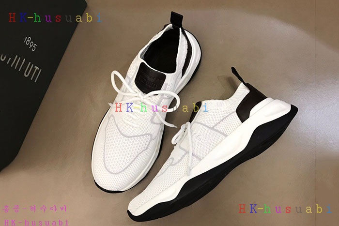 NEW 벨루티 스니커즈 신상 B2042557
