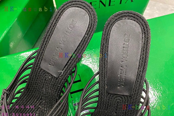 NEW 보테가베네타 신발 신상 BV 472558