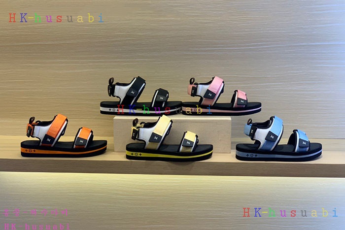 NEW 루이비통 샌들 신상 LV 1243305