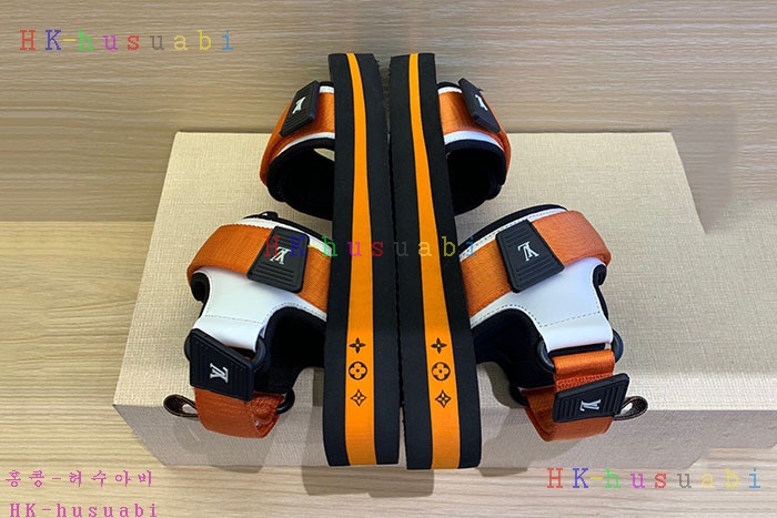 NEW 루이비통 샌들 신상 LV 1243301