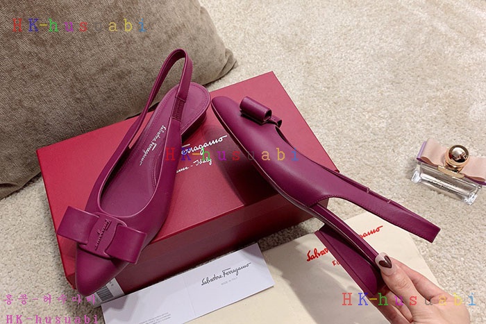 NEW 페라가모 여성 신발 신상 F 724422
